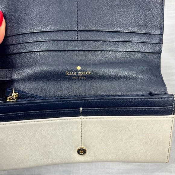 Kate Spade Leather Bow Wallet / Wrislet - Picture 2 of 14